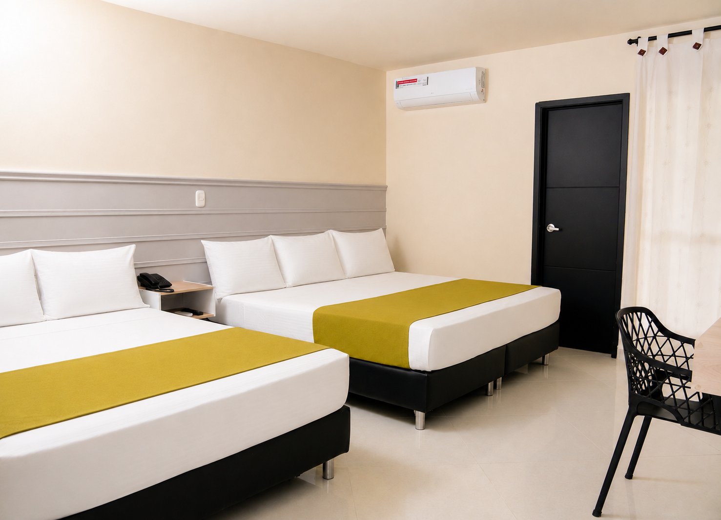 Habitación Cuádruple - Hotel Santa Catalina